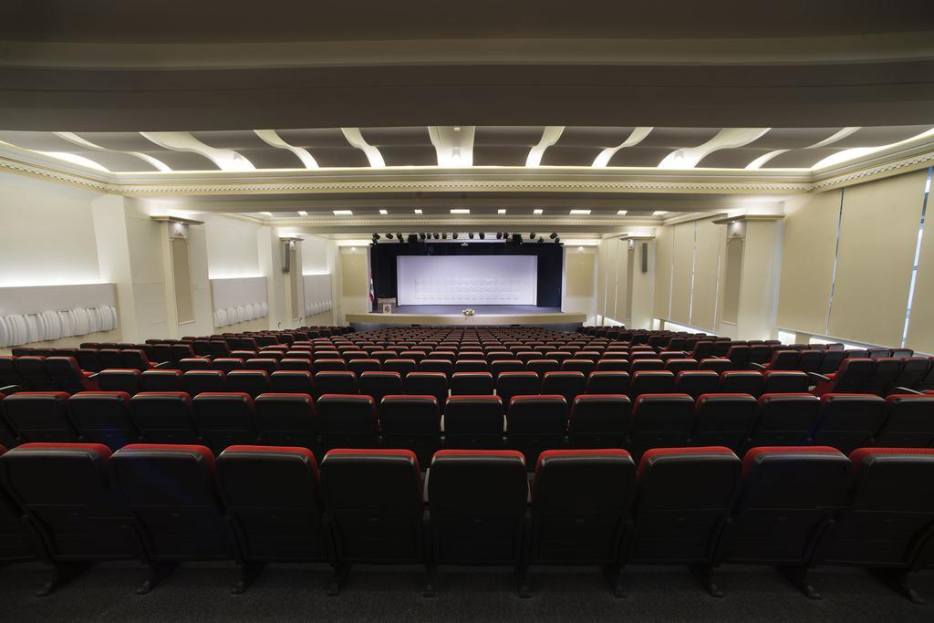 Liqaa Hotel Beirut Bagian luar foto