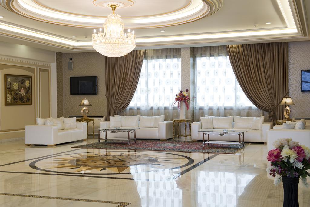 Liqaa Hotel Beirut Bagian luar foto