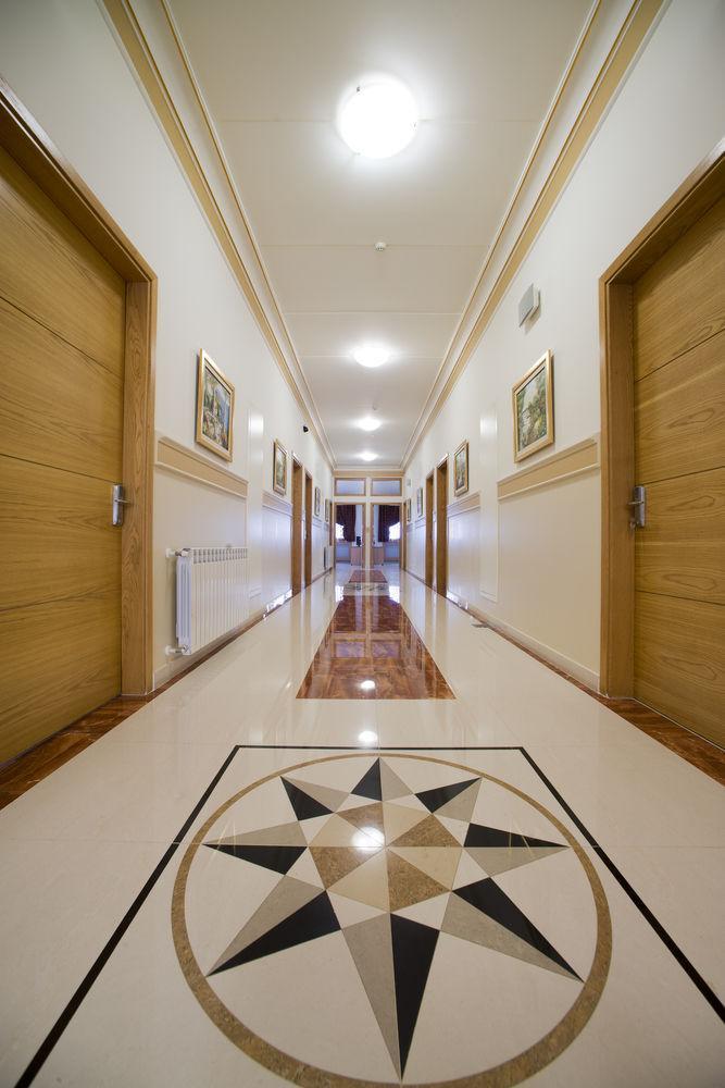 Liqaa Hotel Beirut Bagian luar foto